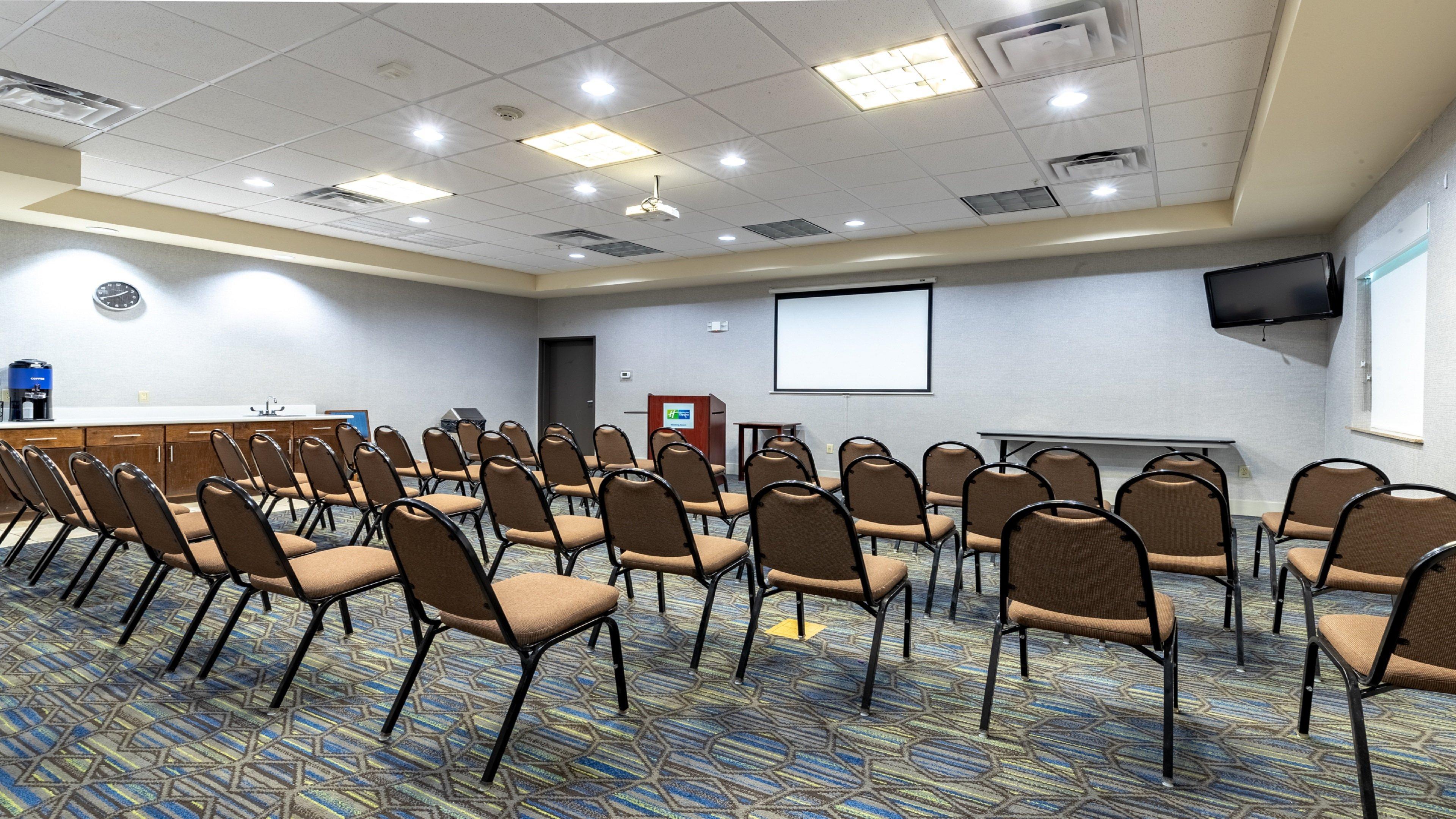 Holiday Inn Express & Suites Houston South - Near Pearland By Ihg Exterior photo