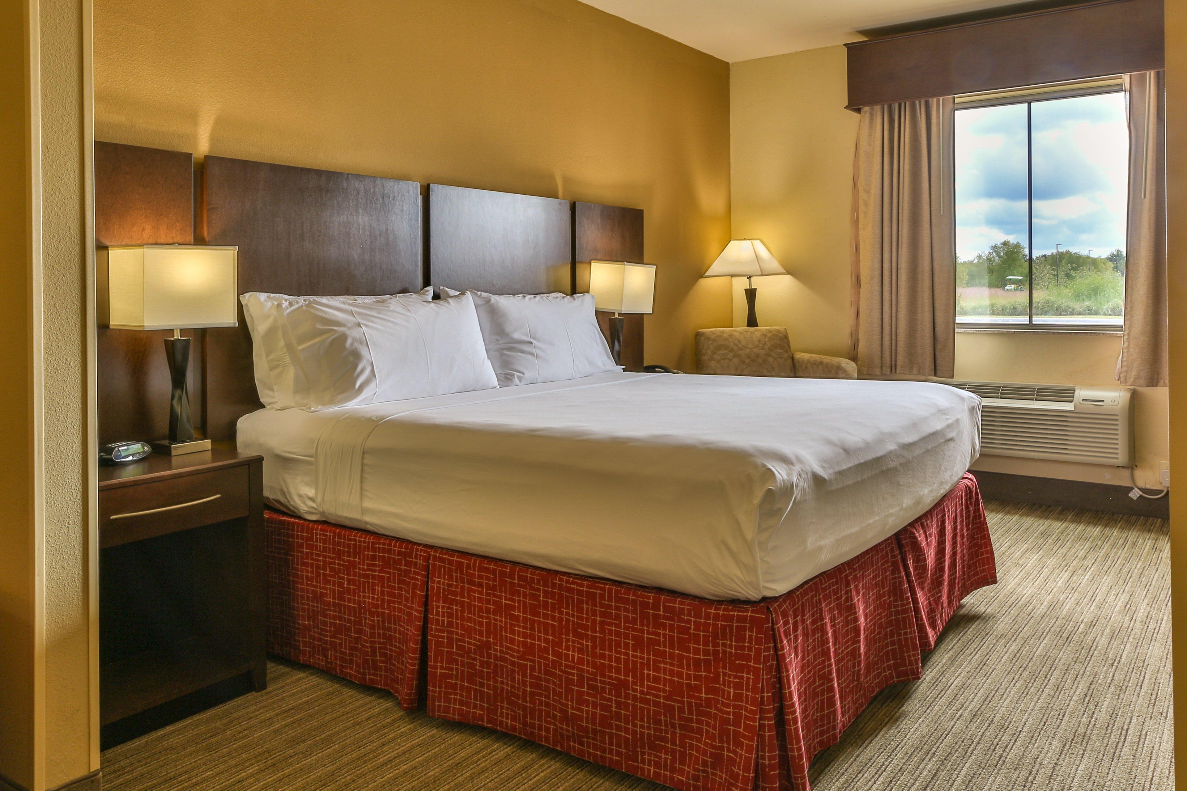 Holiday Inn Express & Suites Houston South - Near Pearland By Ihg Exterior photo