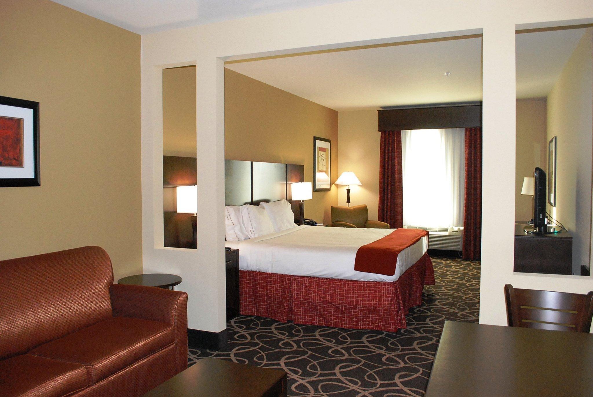 Holiday Inn Express & Suites Houston South - Near Pearland By Ihg Exterior photo